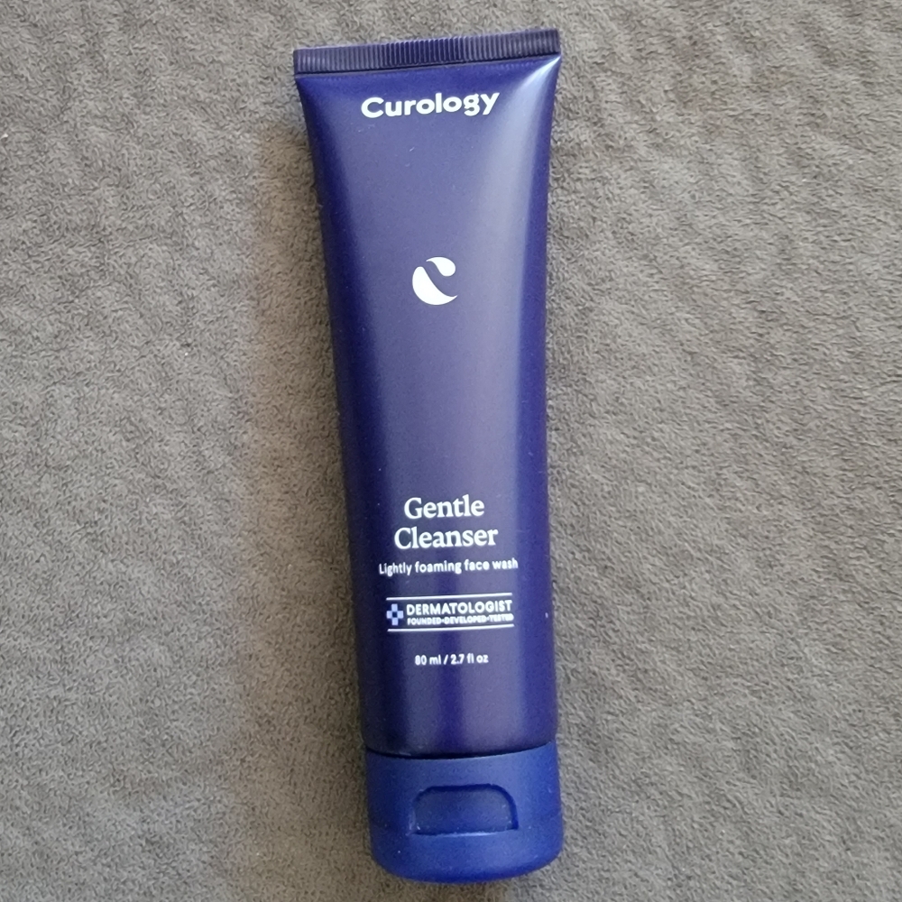 Curology Gentle Cleanser, Lightly Foaming Face Wash 80 ml